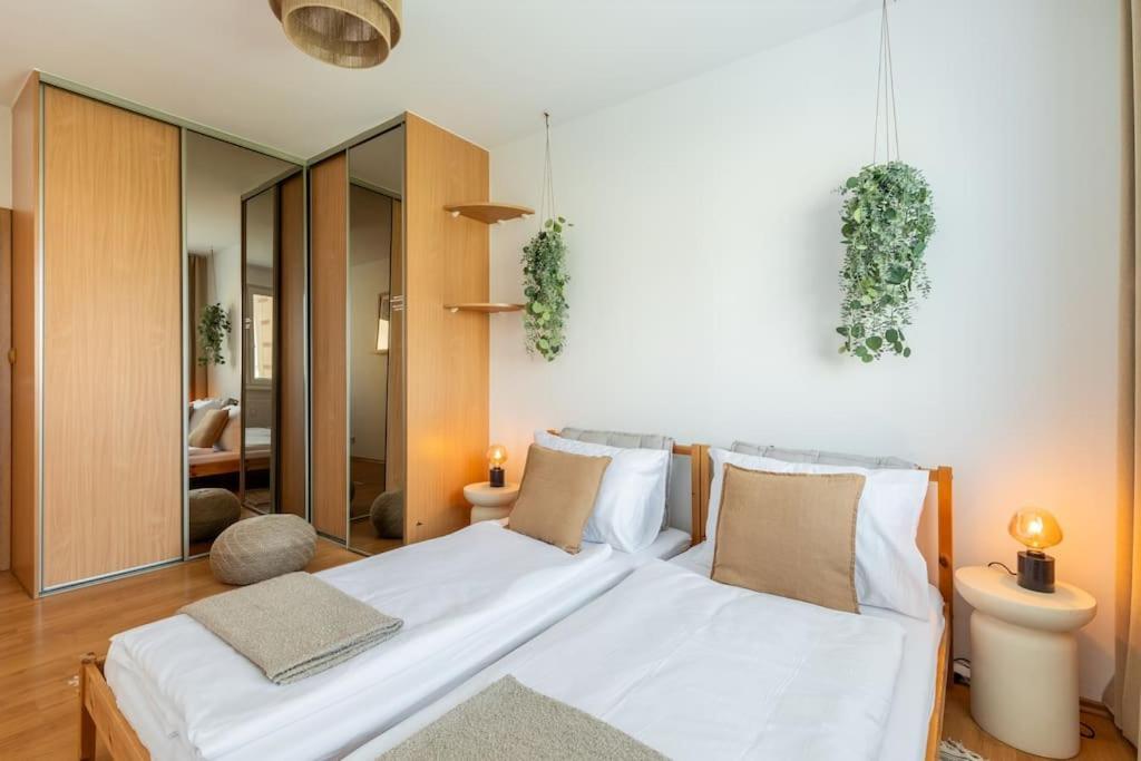 Duna Retreat: City Serenity Братислава Экстерьер фото