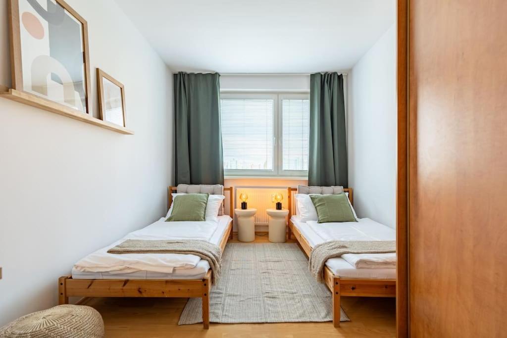 Duna Retreat: City Serenity Братислава Экстерьер фото